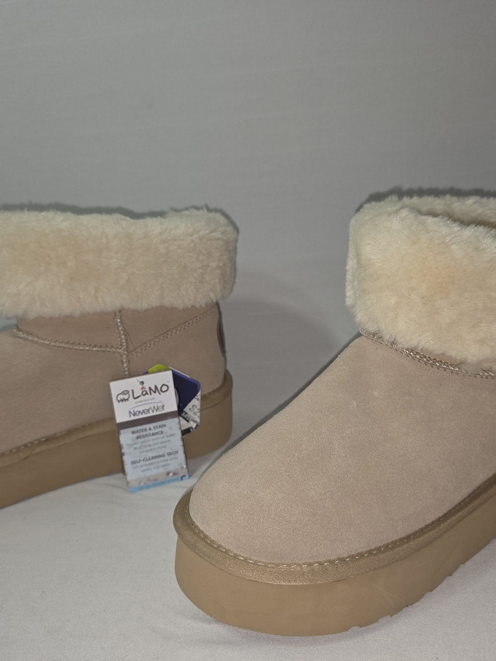 Lamo Women’s Cream Shearling Cuff Cozy Boot